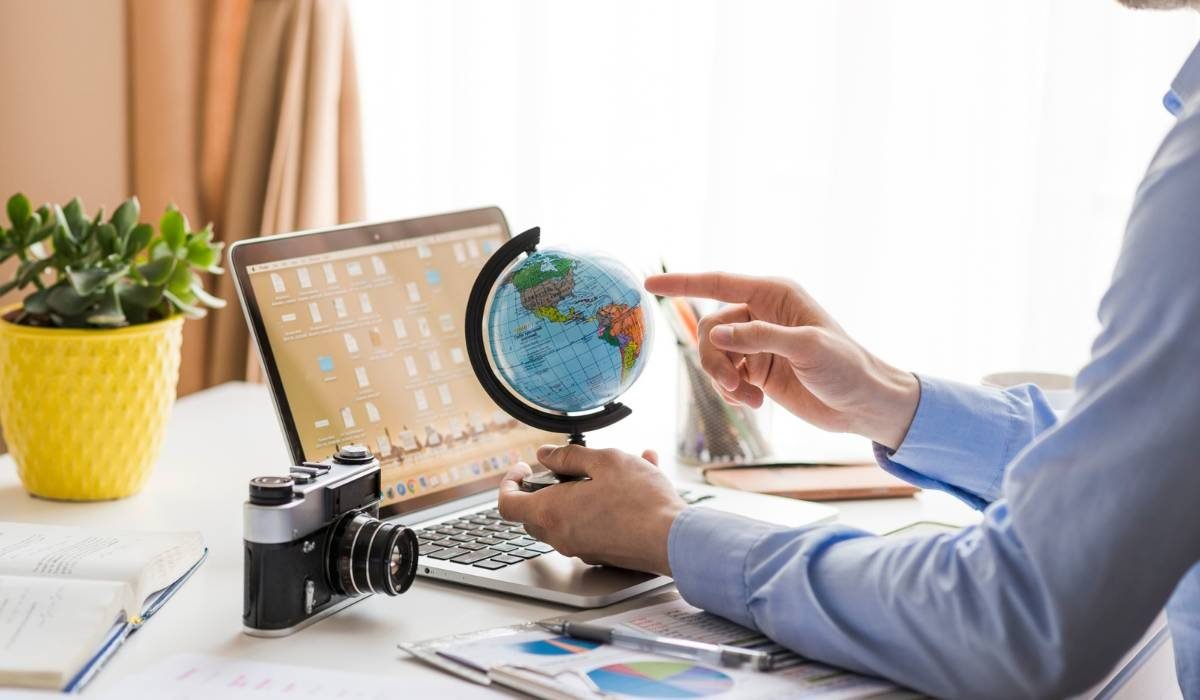 Travel Management Service 2